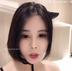 美娜酱baby主播展示黑色性感服装，诱惑挑逗震棒，漂亮馒头视频