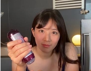 OnlyFans网红妹子obokozu的4V-1.9G视频