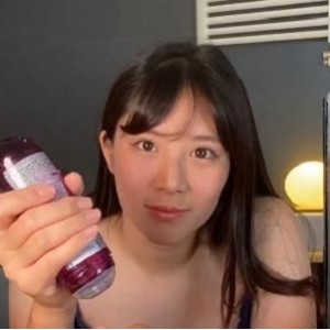 OnlyFans网红妹子obokozu的4V-1.9G视频